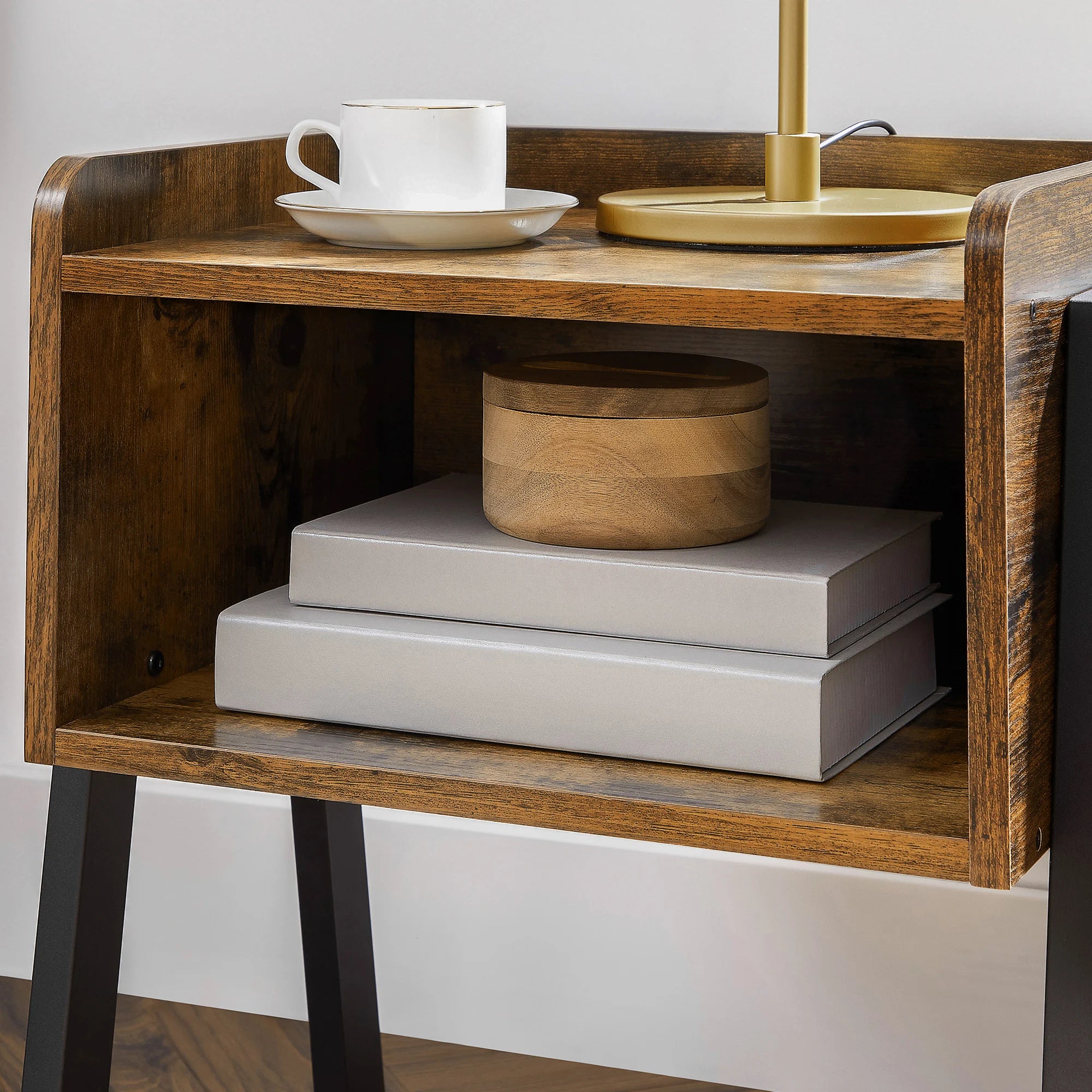 Table d’appoint Style rétro chic – Sélectionnée par Arteluxia